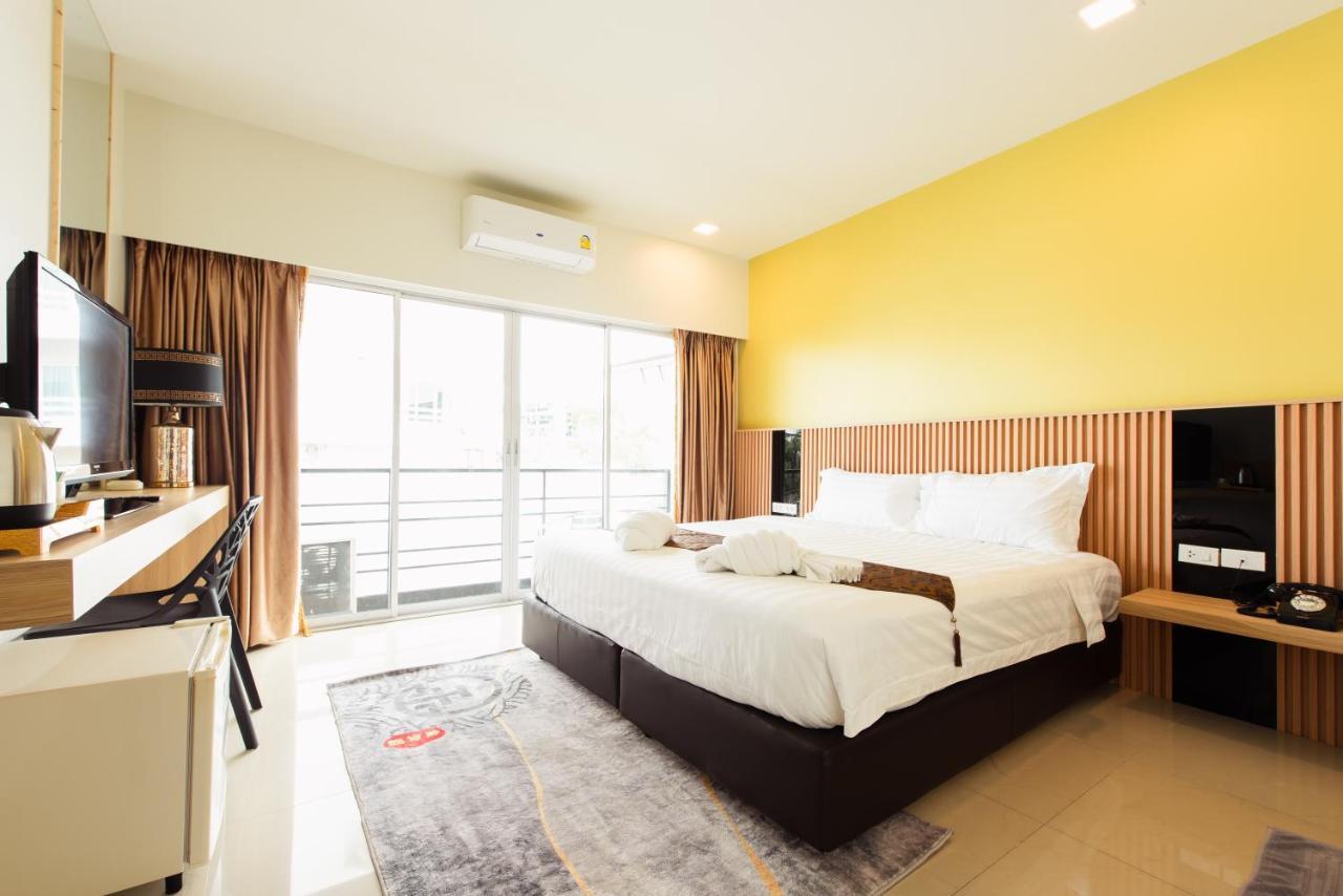 The Golden Ville Boutique Hotel And Spa Патая Екстериор снимка