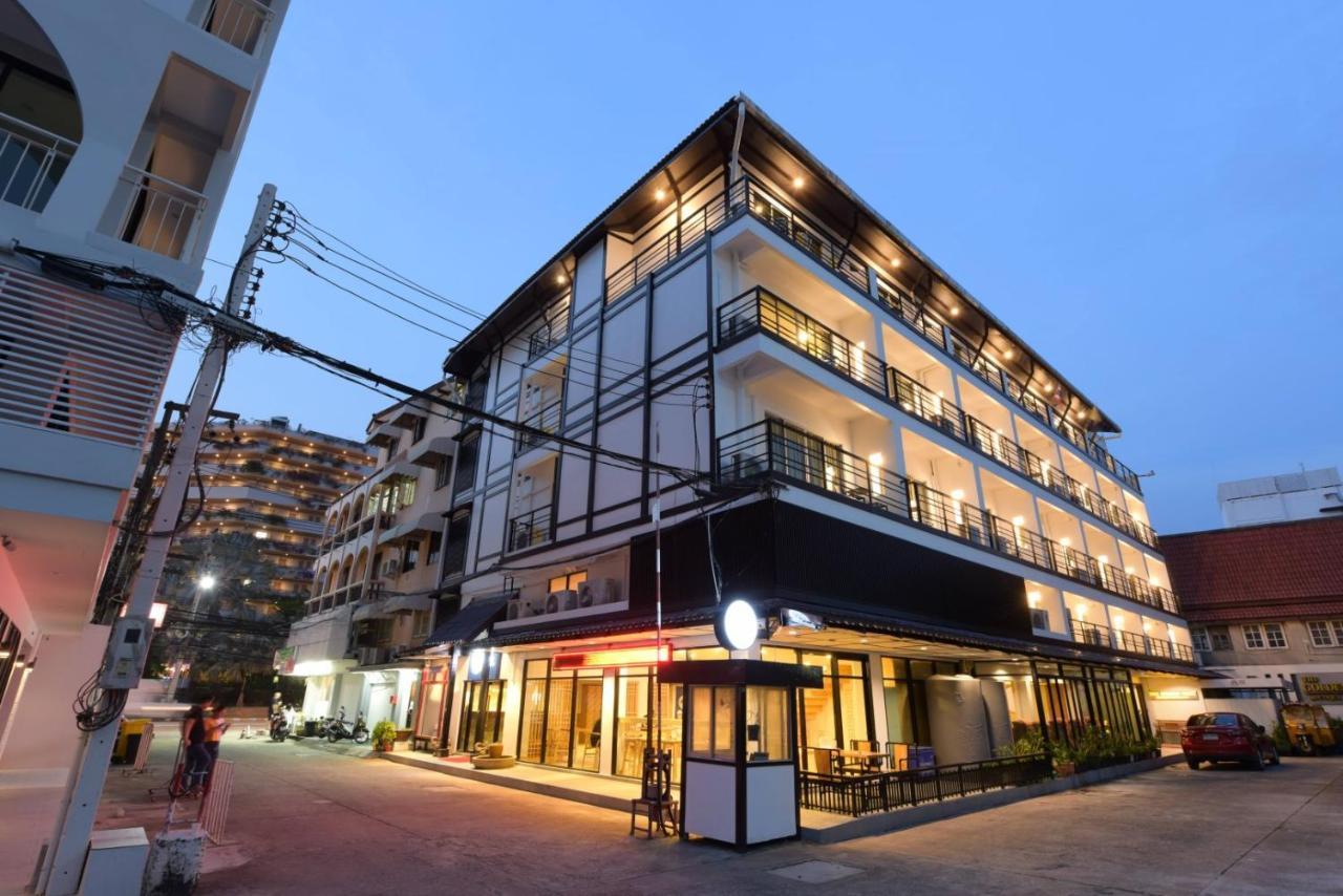 The Golden Ville Boutique Hotel And Spa Патая Екстериор снимка