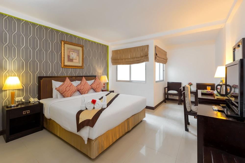 The Golden Ville Boutique Hotel And Spa Патая Екстериор снимка