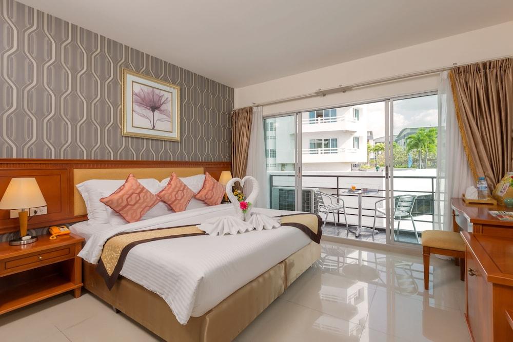 The Golden Ville Boutique Hotel And Spa Патая Екстериор снимка
